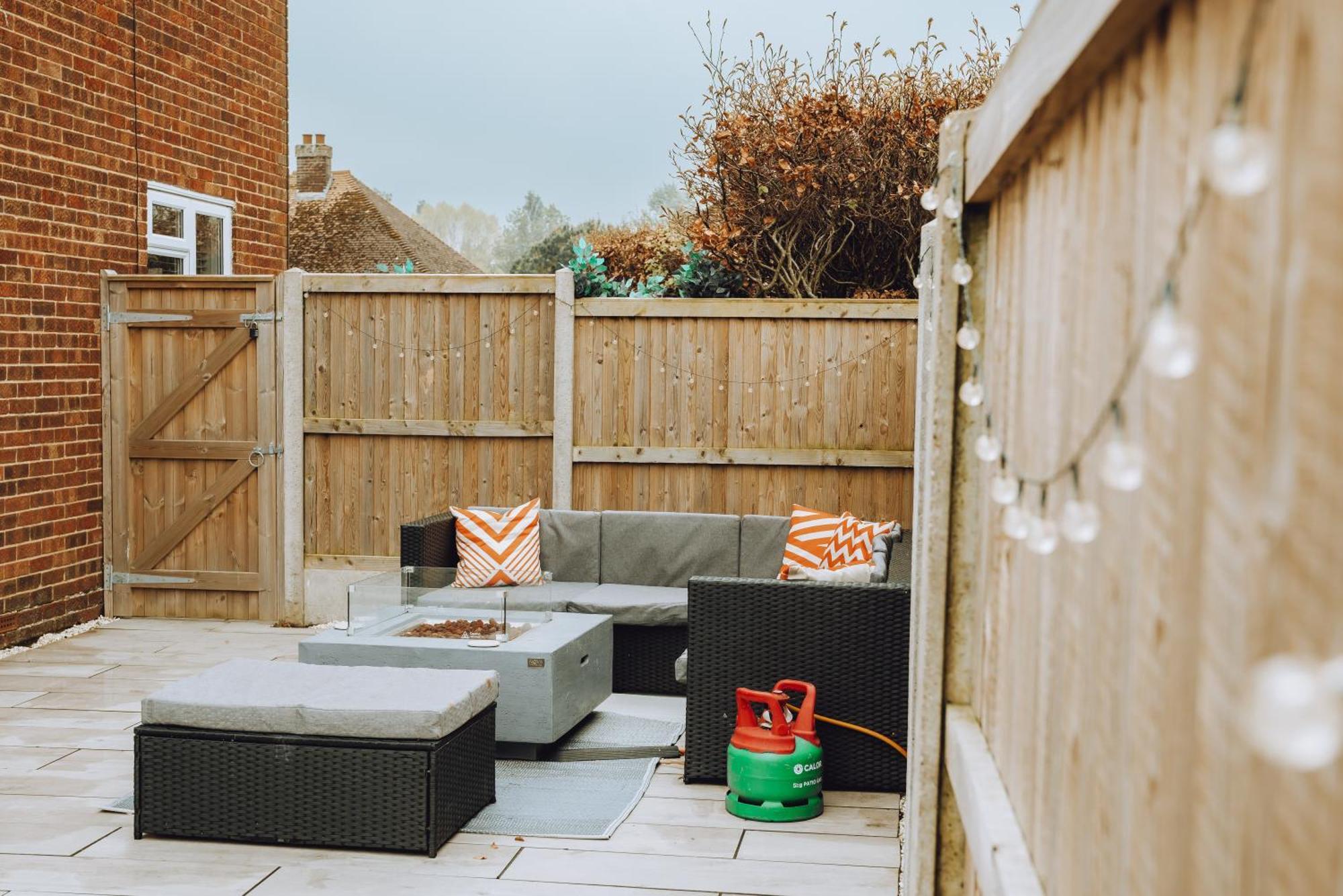 Luxury Recently Renovated 3 Bedroom Home In Sandwich Kent 外观 照片